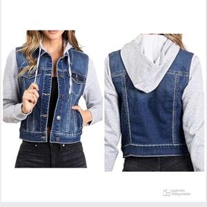 Women's Juniors Hoodie Basic Denim Jacket size small Wax Jeans NWT